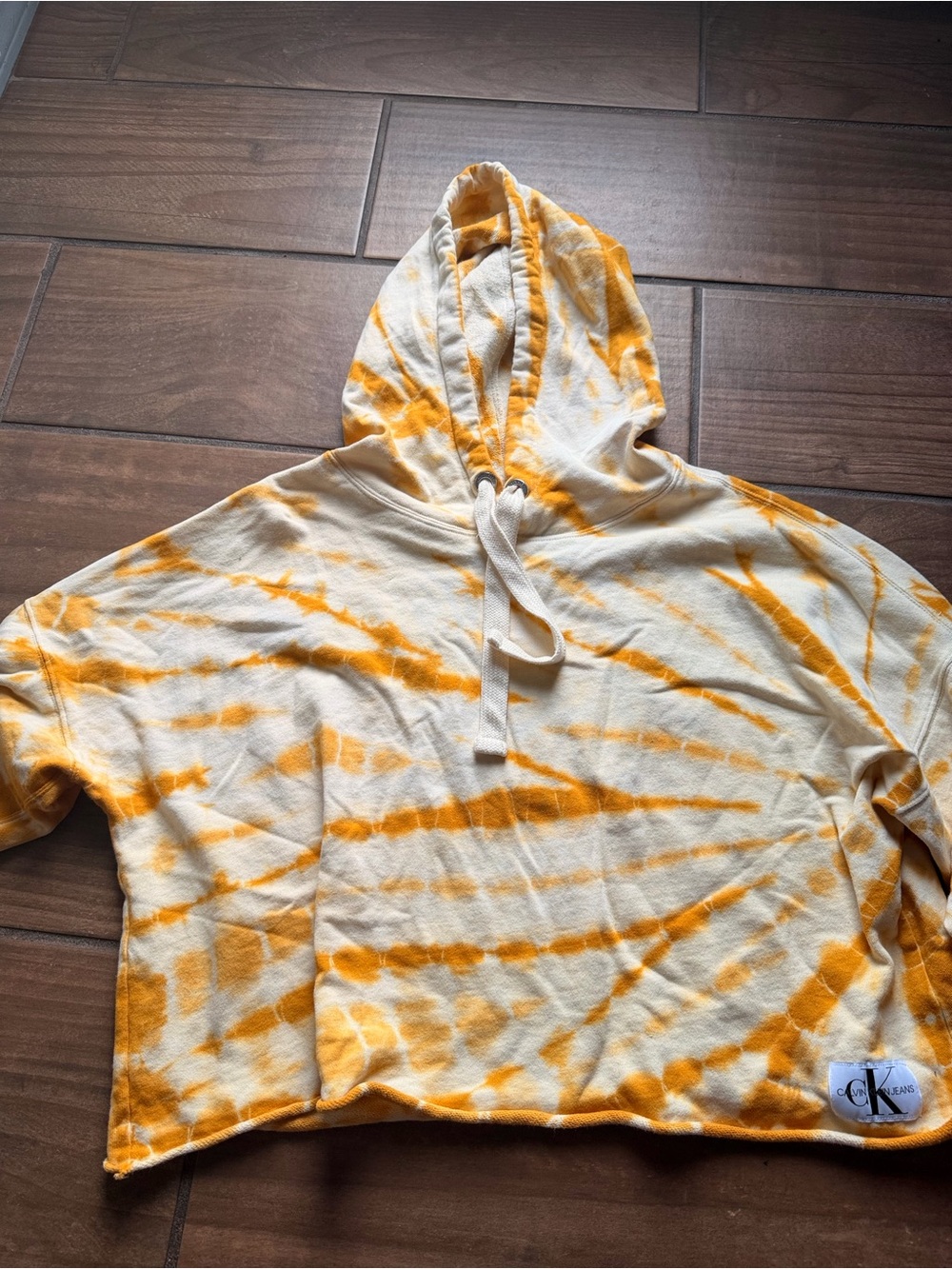 Calvin Klein Jeans Yellow & Cream Tie-Dye Cropped Hoodie